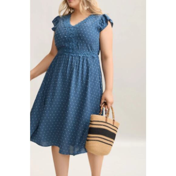 BLOOMCHIC 22-24 3X Plus Blue  Lace Textured Spliced Pockets Midi Dress NWT B80 - Picture 1 of 11